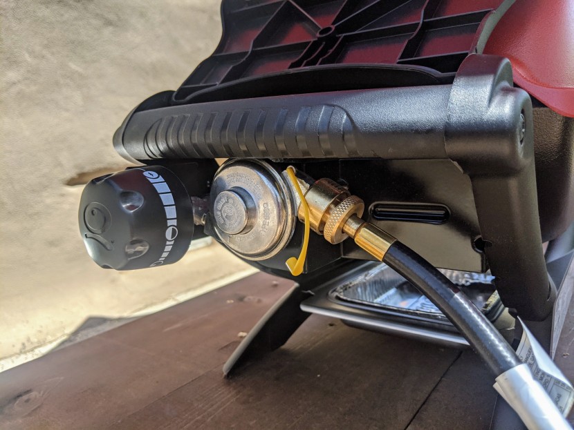 weber q 1200 - the regulator unit unfortunately occupies the space directly...