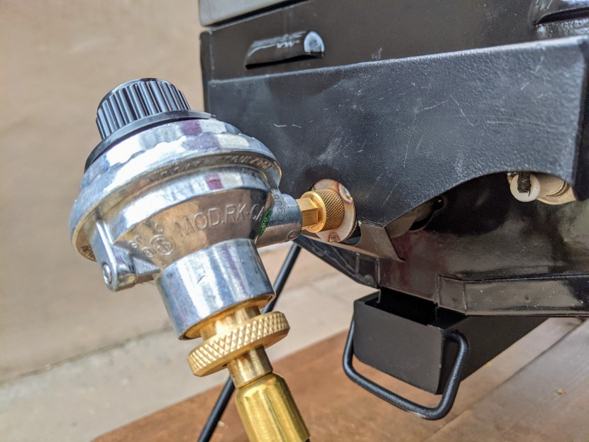 camp chef portable bbq - though some may find it to be annoying to take on and off, we...