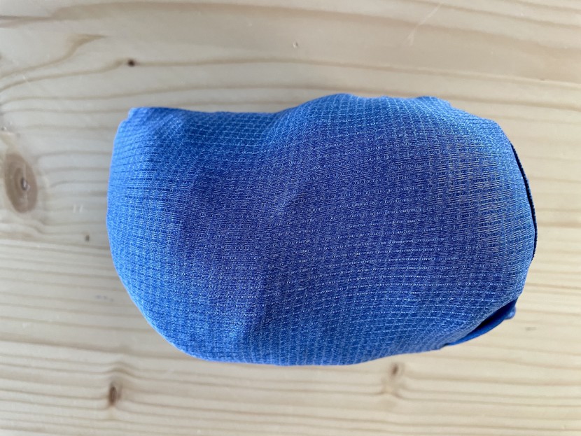 running jacket womens - the airshed pro packs down into a tiny little ball for easy storage.