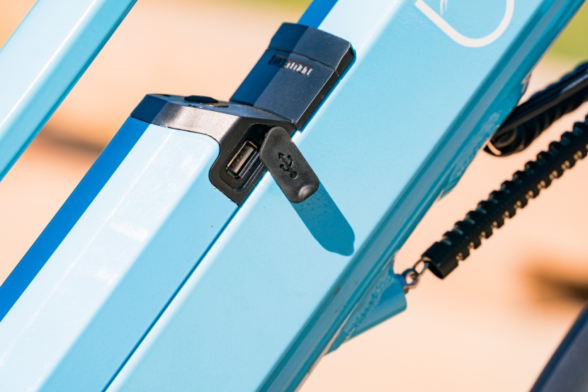 blix packa genie - when unlocked, the downtube battery can be removed for security or...