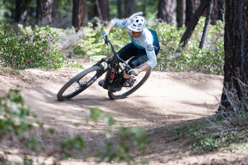 specialized butcher grid trail t9 - the tread design and new rubber compound work together to provide...