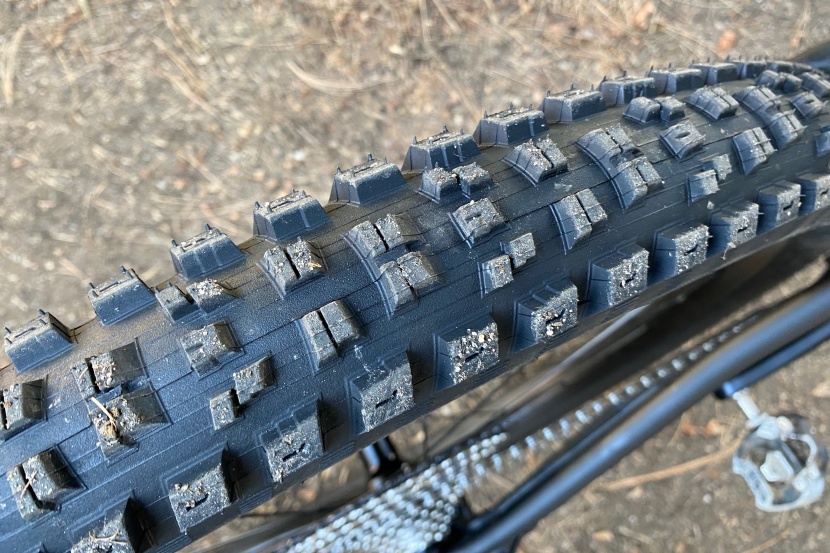 specialized eliminator grid trail t7 - it's not the fastest rolling tire, but the spacing of the center...