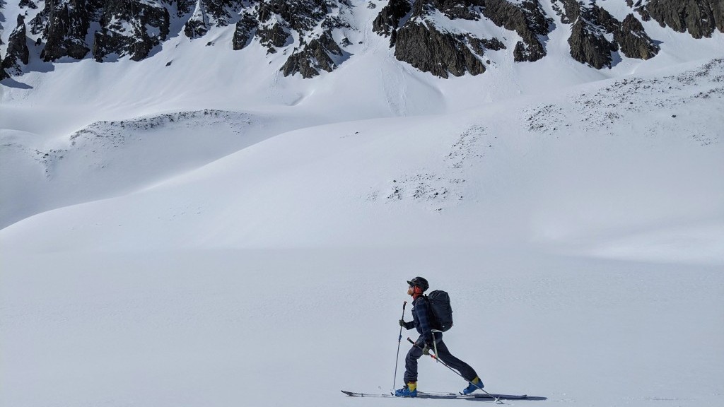 base layer men - from the highest mountains to the deepest canyons, a versatile base...