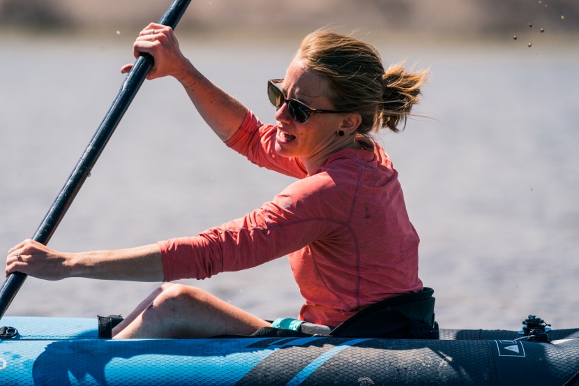 aquaglide chinook 120 - fully cushioned seats with adjustable velcro placement help the...