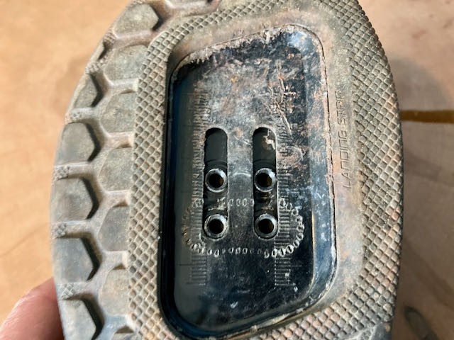 specialized 2fo roost clip - unisex - the large landing strip makes it easy to clip in and out, and there...