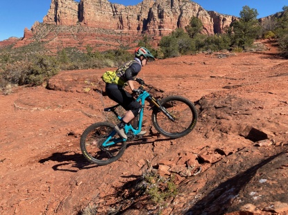 how to choose mountain bike shoes for women