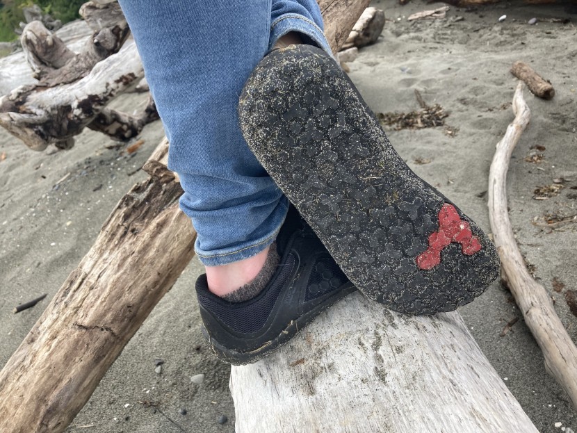 vivobarefoot primus trail ii fg for women - we like the lug pattern on the trail ii fg shoes.