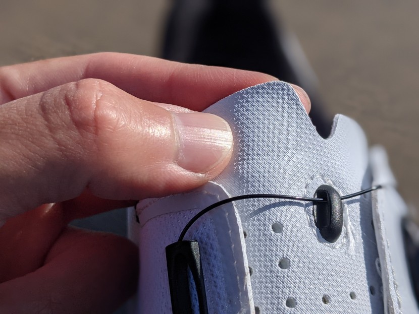 fizik tempo overcurve r4 - this edge can definitely cause uncomfortable rubbing if it doesn't...