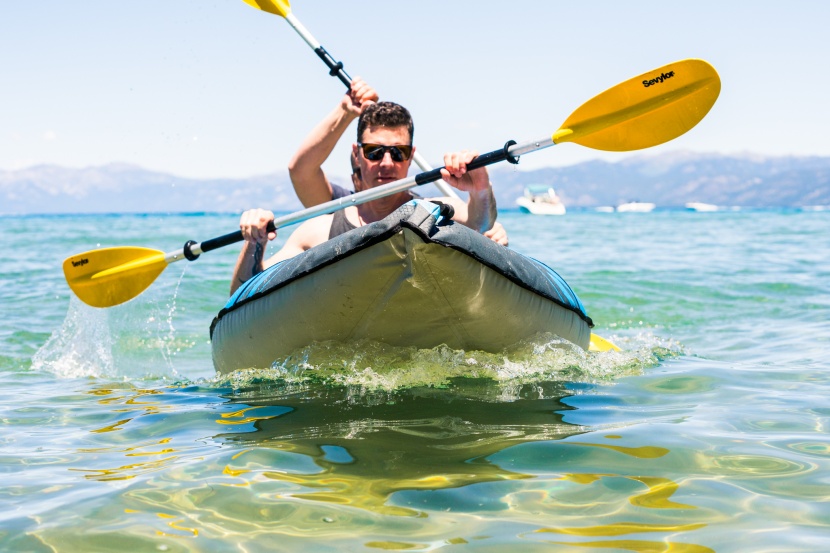 aquaglide chinook 120 - thick materials help the chinook be fairly durable.