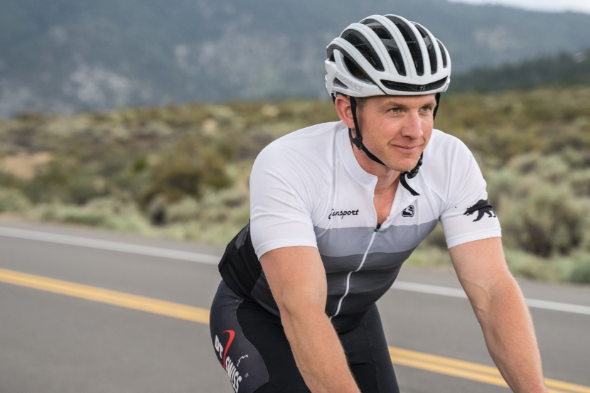 specialized s-works prevail ii vent + angi mips - the prevail vents very well but additional contact points and...