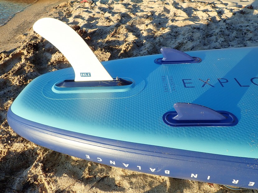 isle explorer - the removable center fin and two attached fins provide decent...