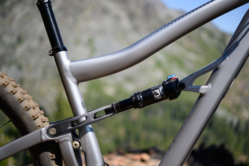the fox float dps performance rear shock handles the rear suspension...