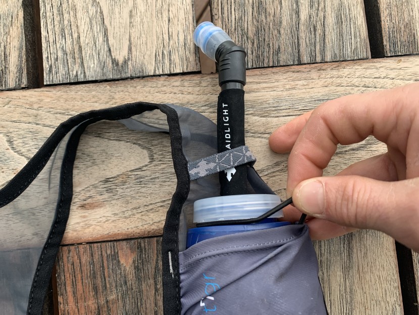 raidlight revolutiv 3l v2 - our biggest gripe with this vest: the bottles don't stay in play due...