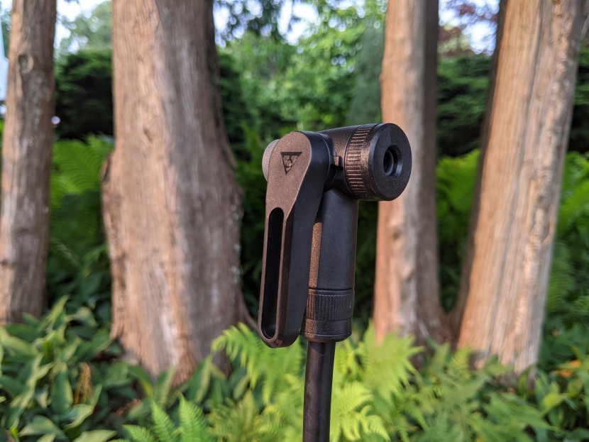 bike pump - the two-port nozzle on the topeak jobblow sport iii is simple enough...