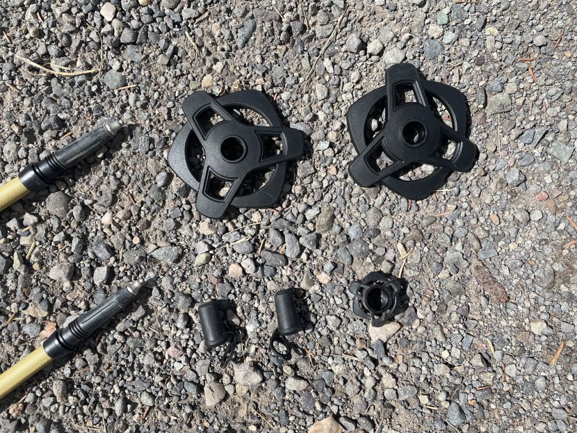 ultimate direction fk ultra poles - the ultimate direction fk carbon comes with two pairs of baskets and...