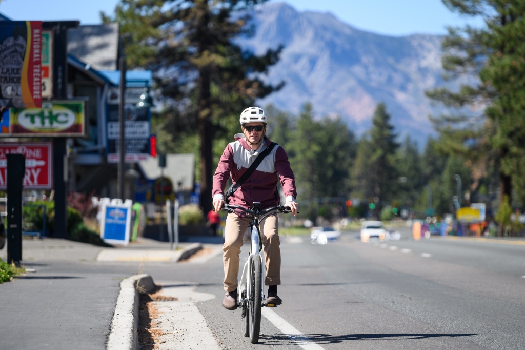 aventon pace 350 step-through - the pace 350 may have a smaller battery, but it uses its power...