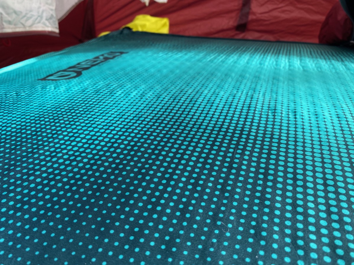 NEMO Roamer Review (The fabric is not only dazzling to the eye, it is soft to the touch with a lovely stretch that moves as you move.)