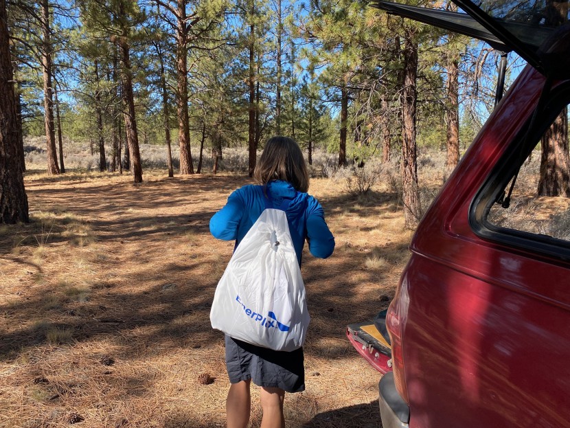 enerplex camping series queen - the enerplex storage sack has backpack-like straps.