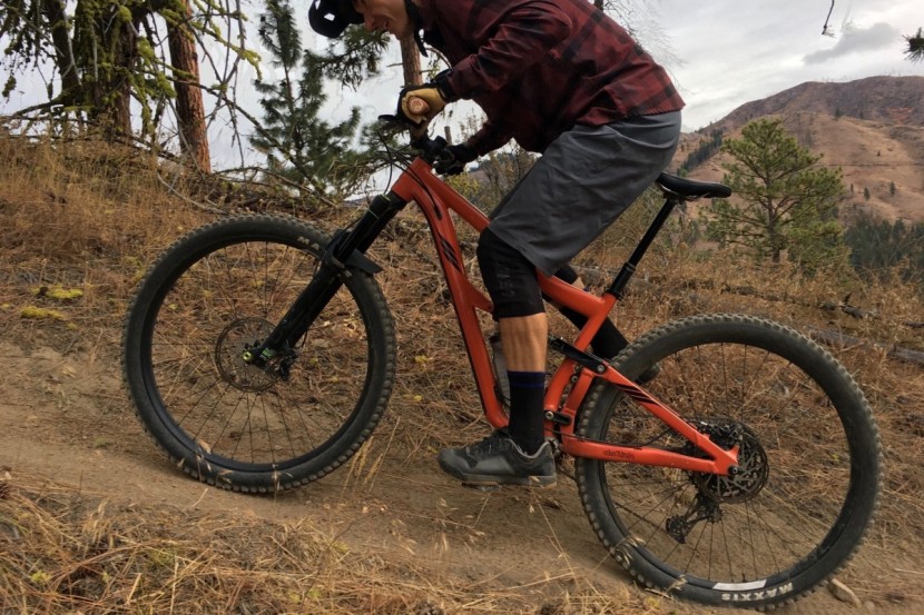 leatt airflex hybrid - the airflex hybrid offer an excellent pedaling experience.