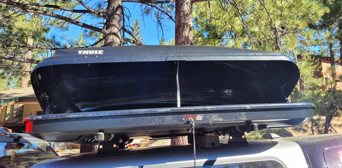 Thule Pulse Review (The Pulse is about as basic as you can get when it comes to cargo boxes.)