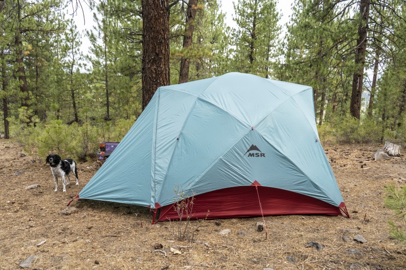 msr habitude 4 - the rainfly has the perfect clearance to allow for maximum airflow.