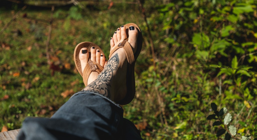 chaco classic leather flip for women - a good looking flip with great support.