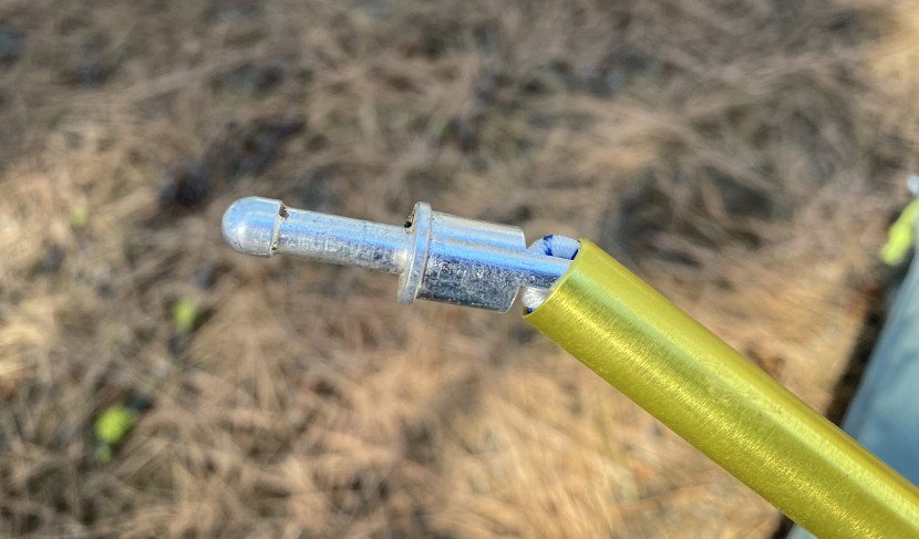 nearly every pole had at least one side pop out during teardown...