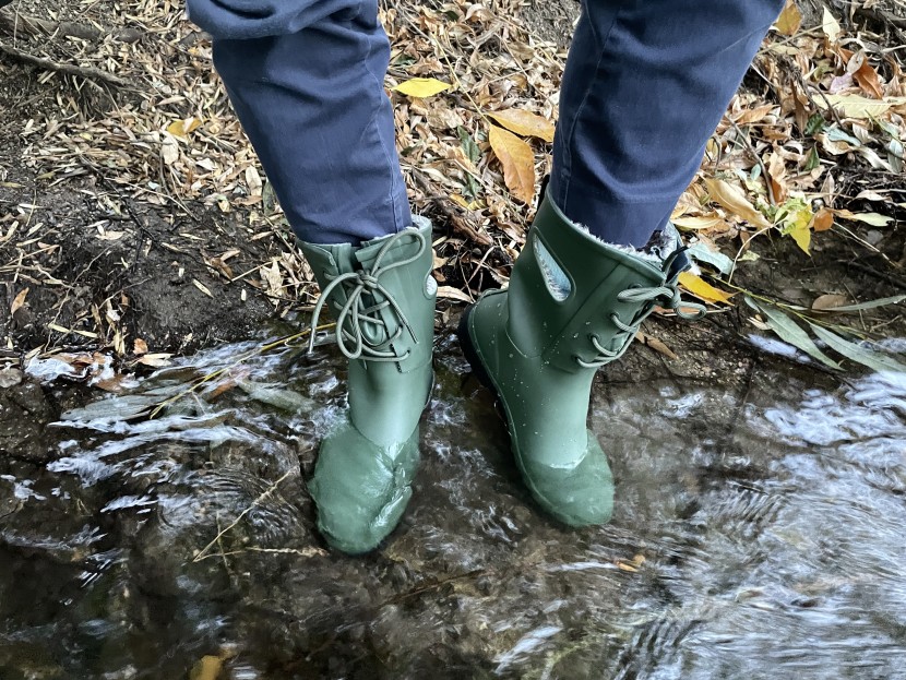 bogs amanda plush ii lace - it's easier to romp through shallow streams and deep puddles in this...