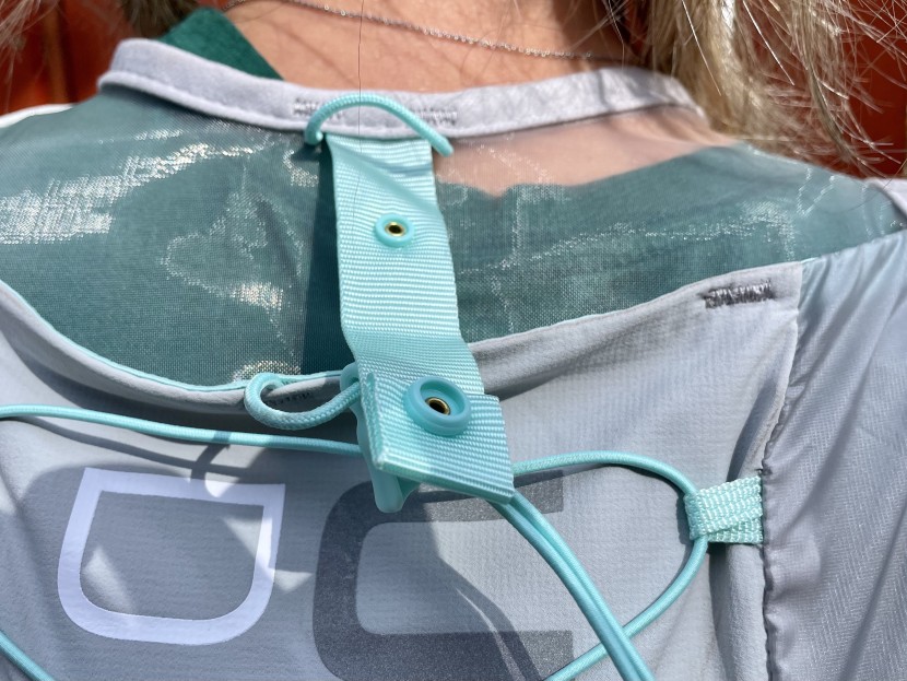 ultimate direction race vesta 5.0 for women - the collar feels a little stiff, but when it is configured...