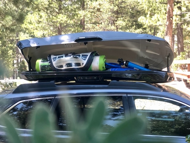 thule vector - we love the sleek look of the vector.