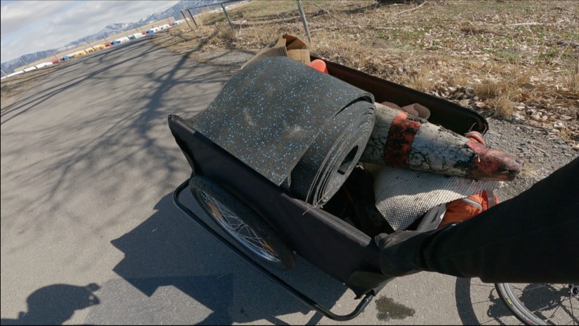 aosom elite ii - the biggest gripe we had with this trailer was when our negligence...