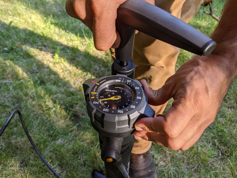 simply rotate the dial surrounding the gauge from "charge"...