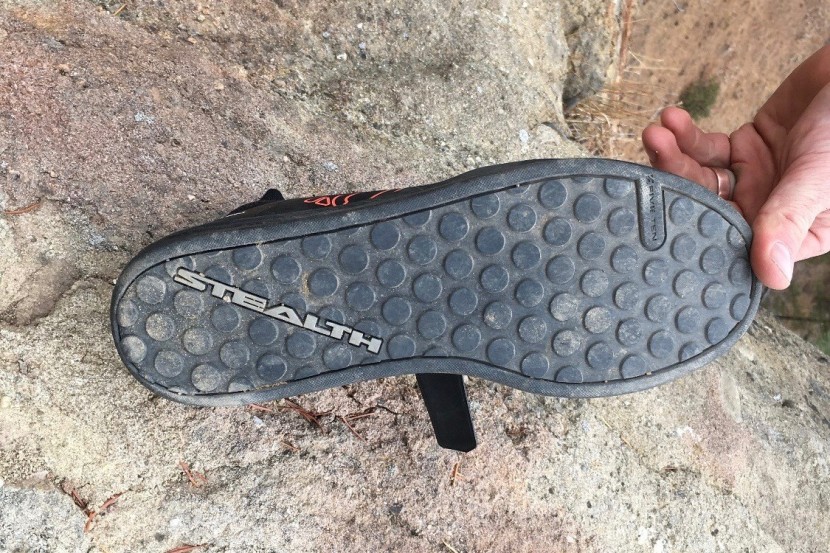five ten freerider pro mid vcs - five ten's stealth s1 rubber and full dot tread design provide...