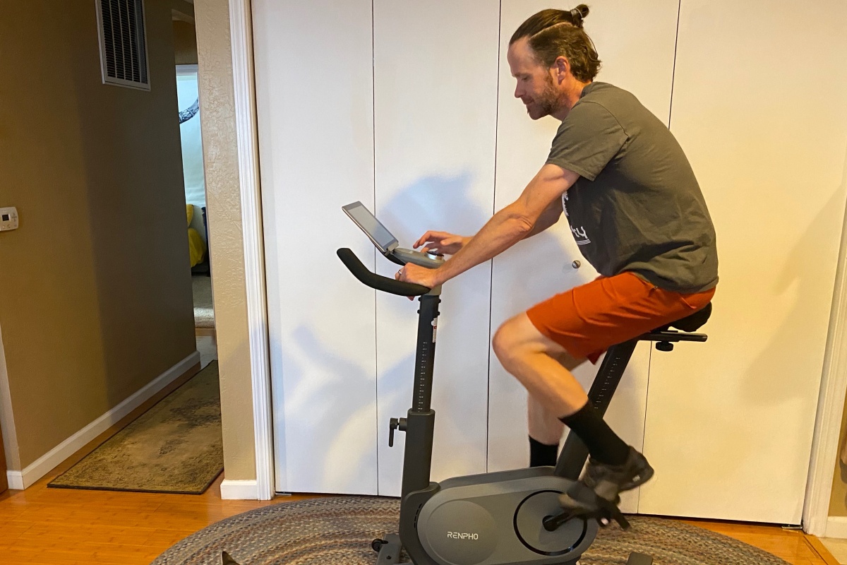 Renpho AI Smart Exercise Bike Review (The FTMS Bluetooth-enabled AI Smart bike is a reasonably priced option for the rider seeking a connected workout...)