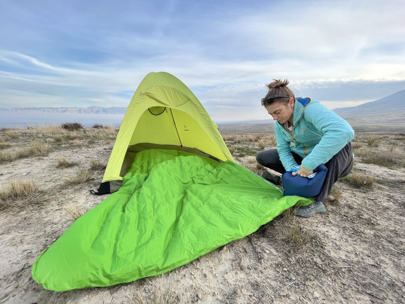 big agnes slx - this pad is clearly large and in charge. it weighs in at 52 ounces...