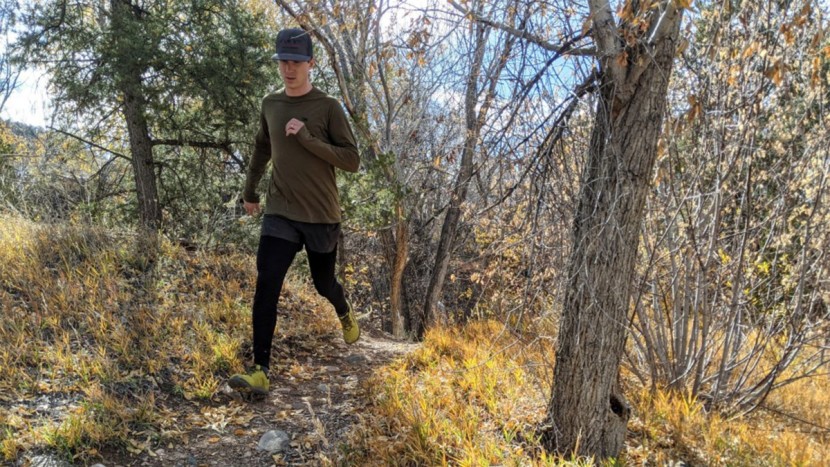 base layer men - the outdoor research alpine onset - at only 150 g/sm - makes a...