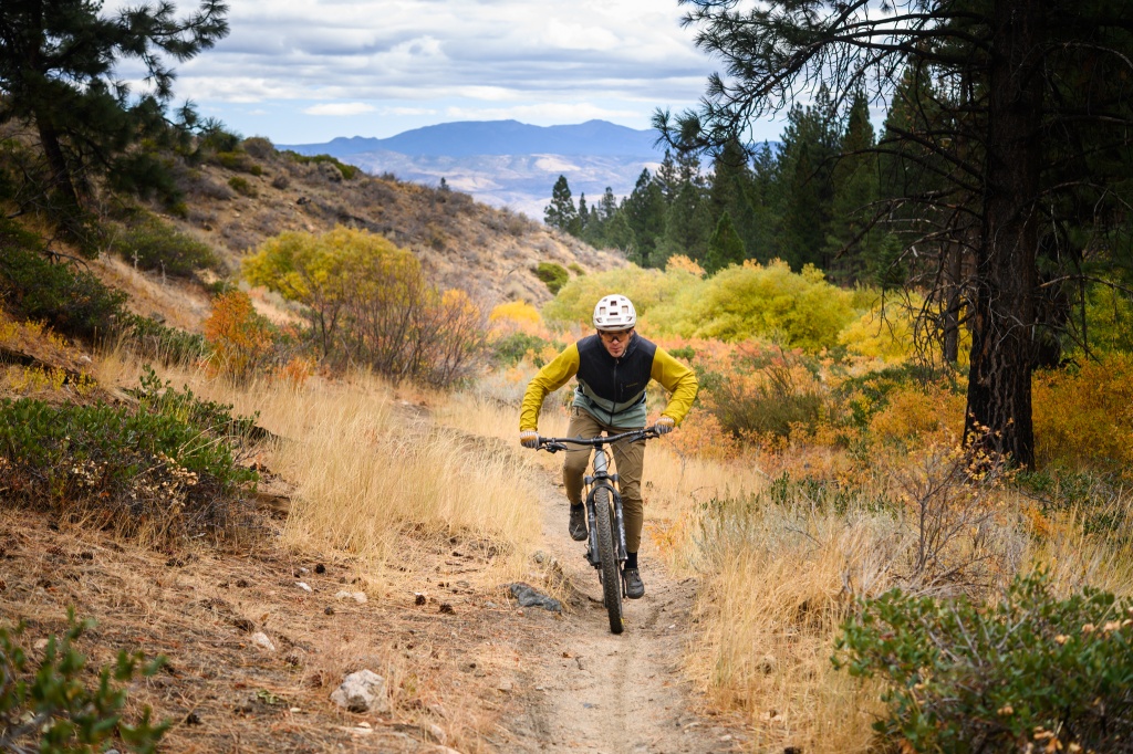 yt izzo core 4 - the izzo is a spirited climber. this lightweight bike feels like it...