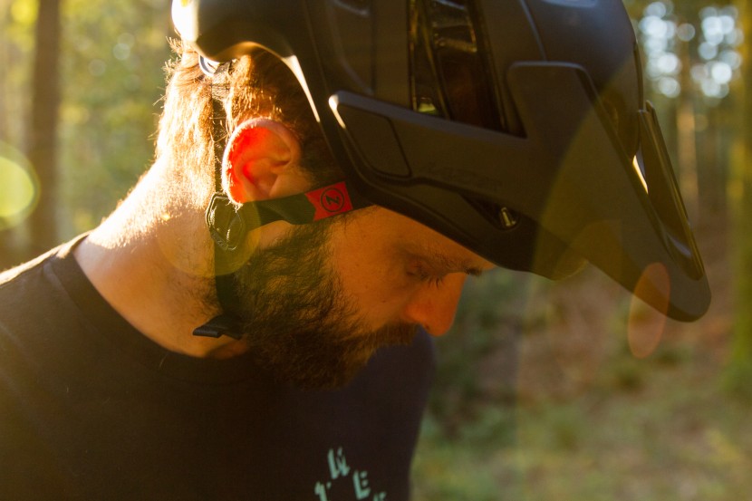 lazer jackal mips - the harness and straps provide a super secure fit.