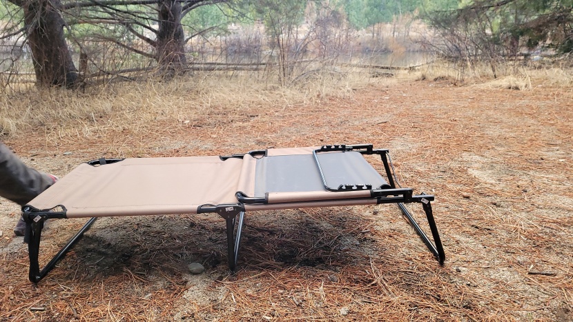 the headrest can be set to a variety of different heights or laid...