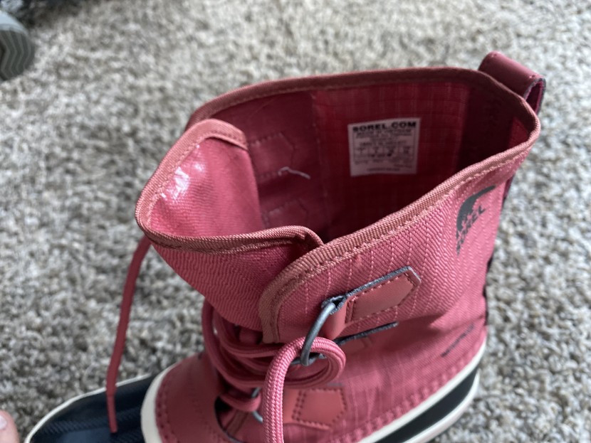 sorel winter carnival - the waxed canvas on the winter carnival is not as indestructible as...