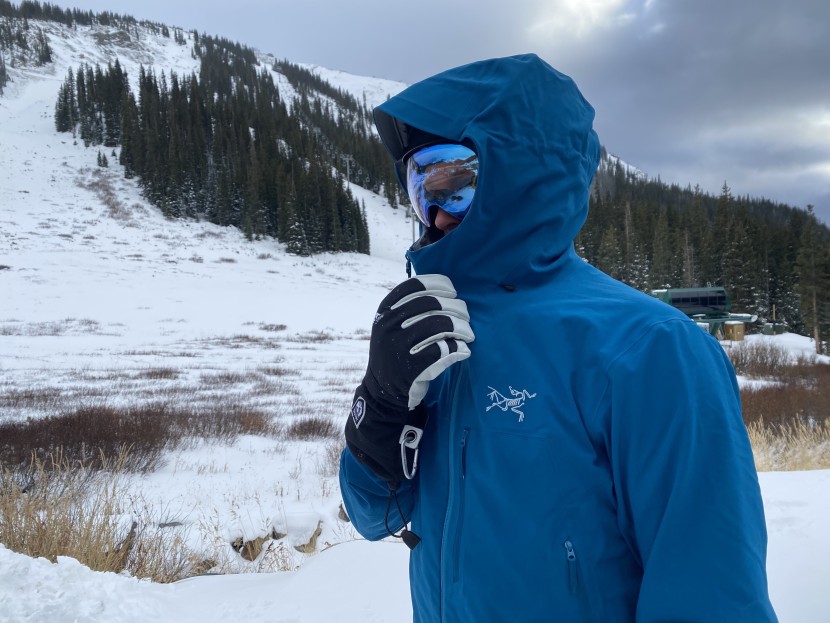 arc'teryx procline - the procline's hood provides great coverage for windy conditions.