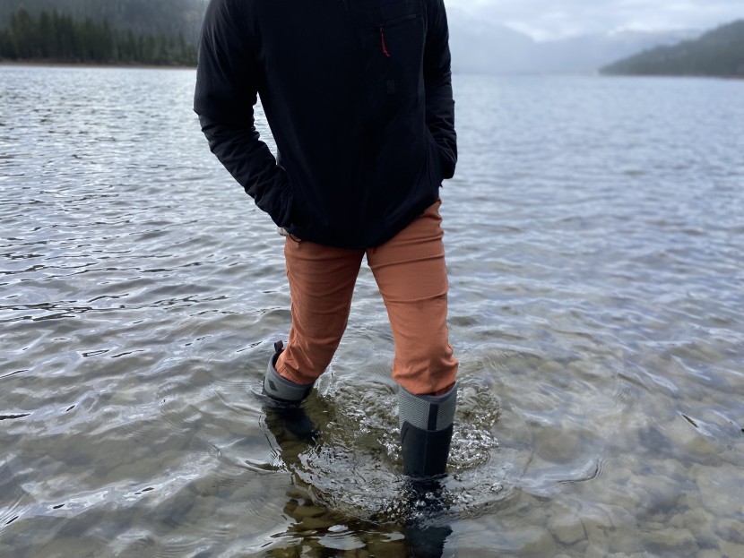 winter boots womens - these neoprene boots kept us completely dry.