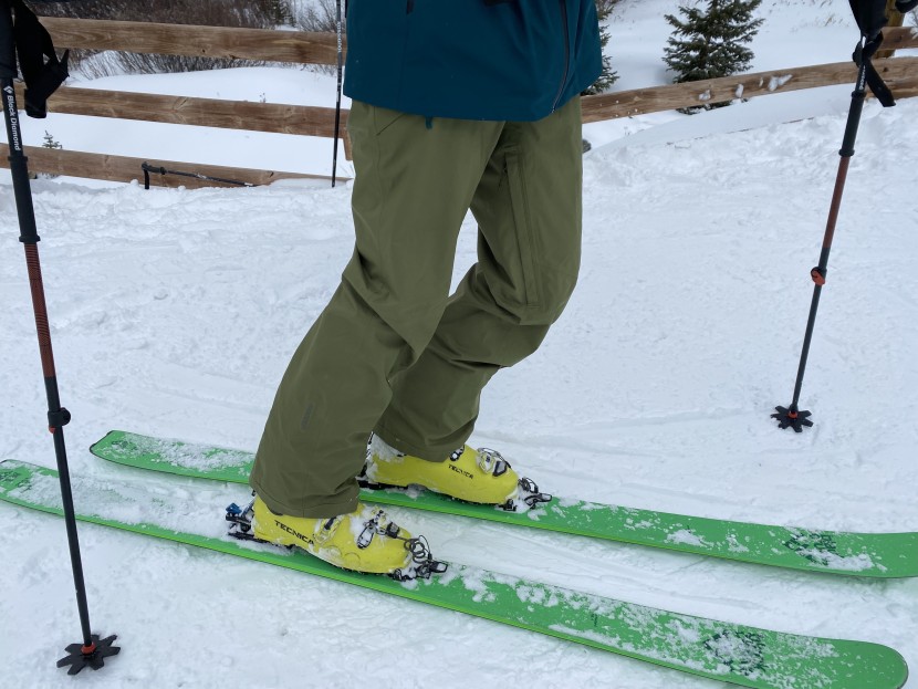 patagonia snowshot pants - the snowshot's baggy fit and muted color options produce an...