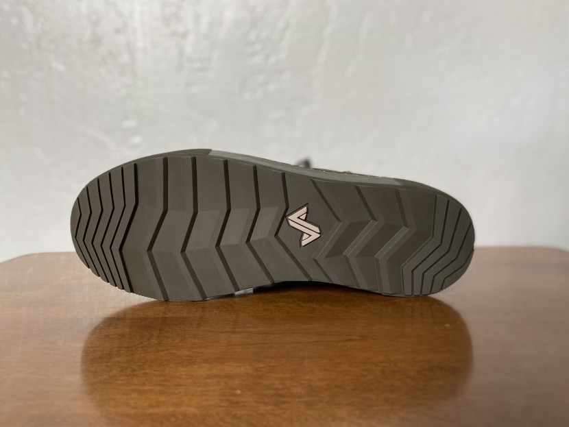 forsake lucie - the wave sole pattern on the lucie protrudes outward to add extra...