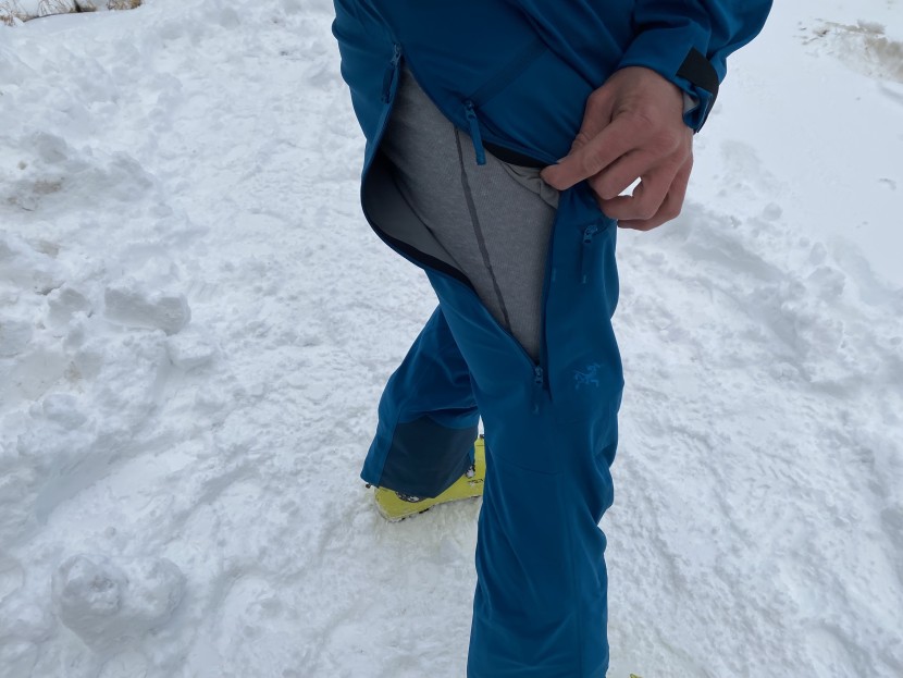 arc'teryx procline pant - long outer thigh vents help dump heat and increase air flow quickly.