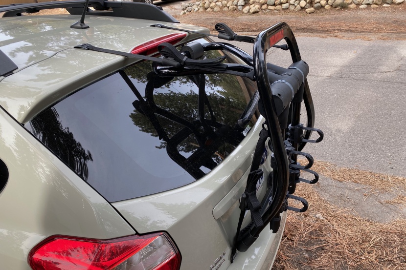 yakima fullback 2 - the fullback 2 with the arms folded down when not in use. yakima...