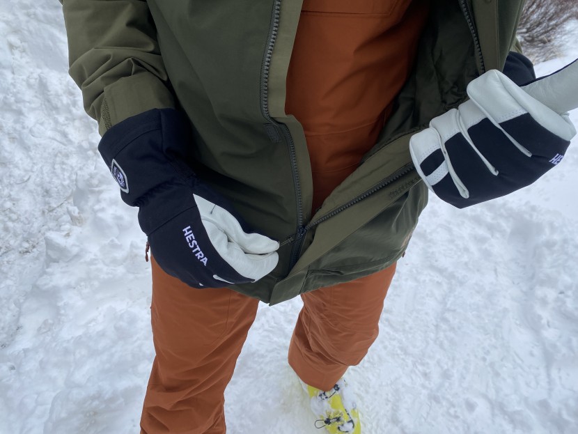 hestra army leather heli - the finger tailoring provides enough dexterity for most tasks...