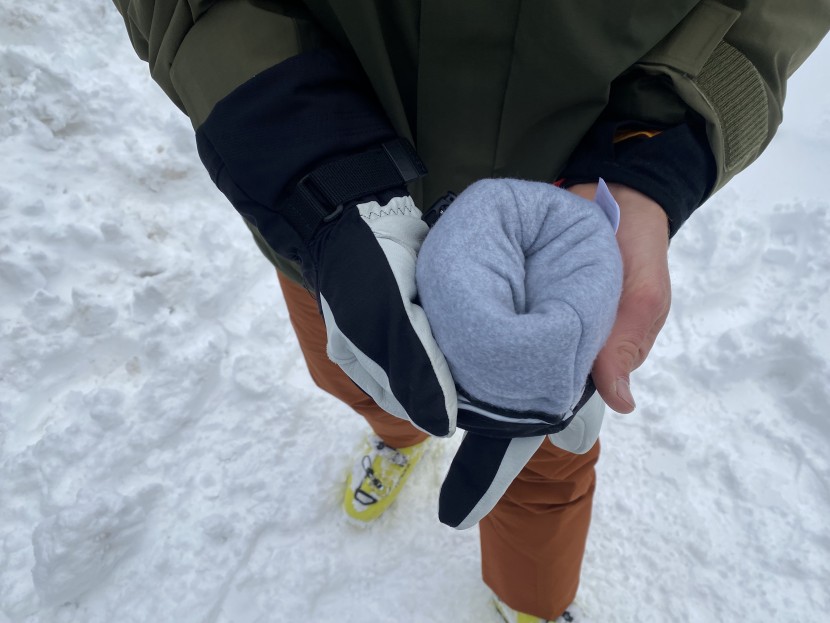 hestra army leather heli - a fleece liner provides good, but not great, warmth.