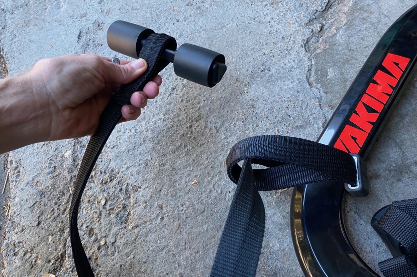 yakima fullback 2 - yakima includes a security strap intended to lock the rack to the...