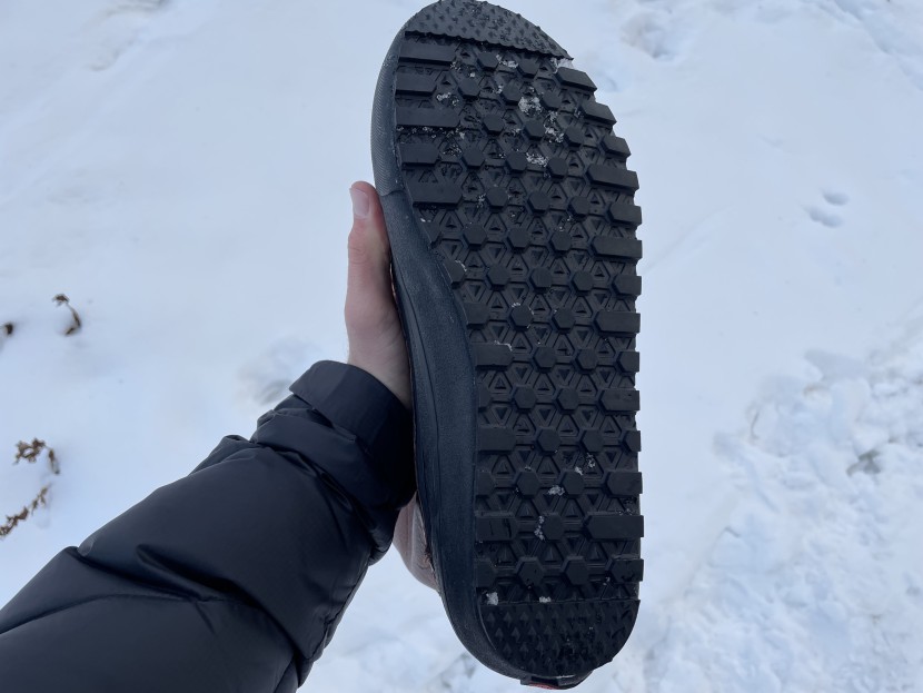 vans standard snow mte - the standard's soles have small and shallow lugs that are great on...